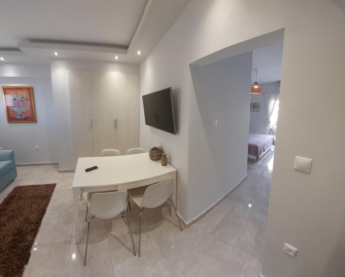 Zeppelin Apartment 루트라키 외부 사진
