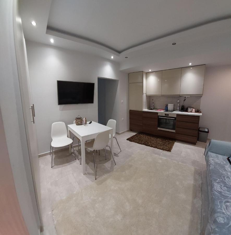 Zeppelin Apartment 루트라키 외부 사진