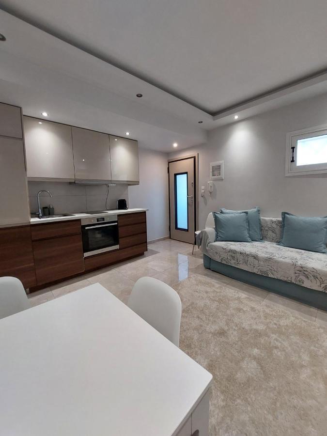 Zeppelin Apartment 루트라키 외부 사진